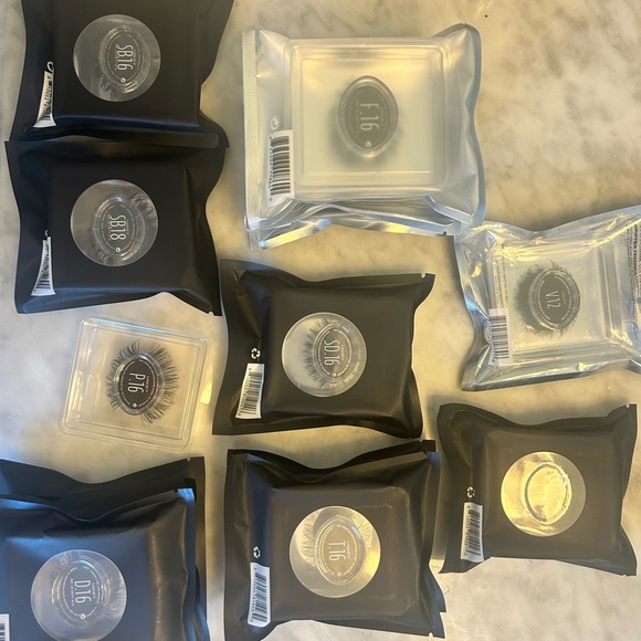 Lashify Lashes Varied sizes and styles prices firm - Picture 1 of 1